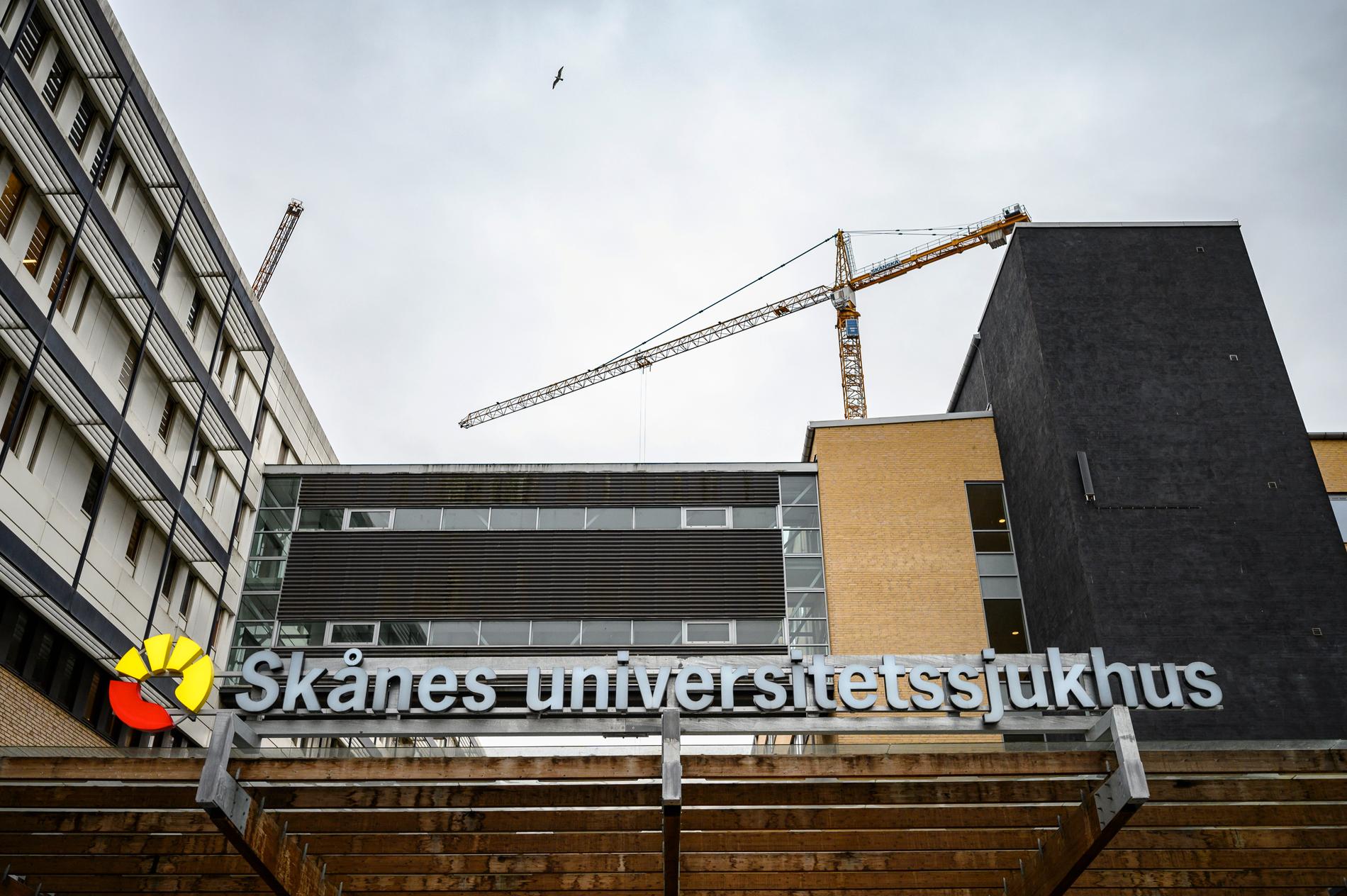 Entrén till Skånes Universitetssjukhus i Malmö.