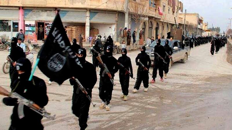 Arkivbild på IS-medlemmar i Syrien.