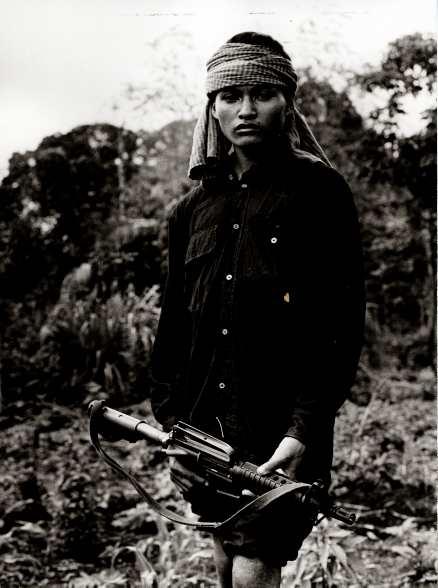 En ung gerilla kämpe från Demokratiska Kampuchea 1979.