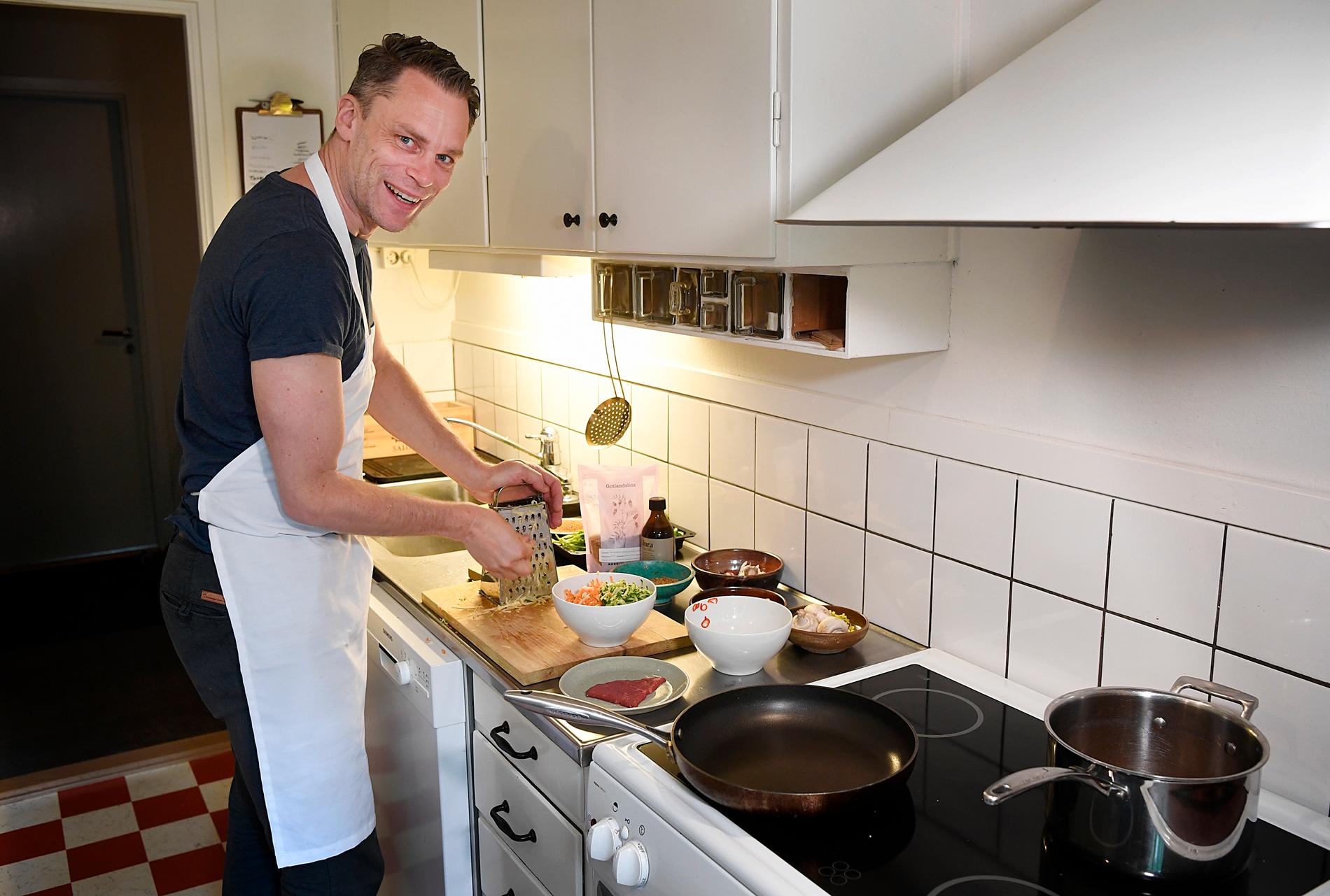 Släng inte mat. Det är den hållbare kocken Stefan Erikssons mantra. 