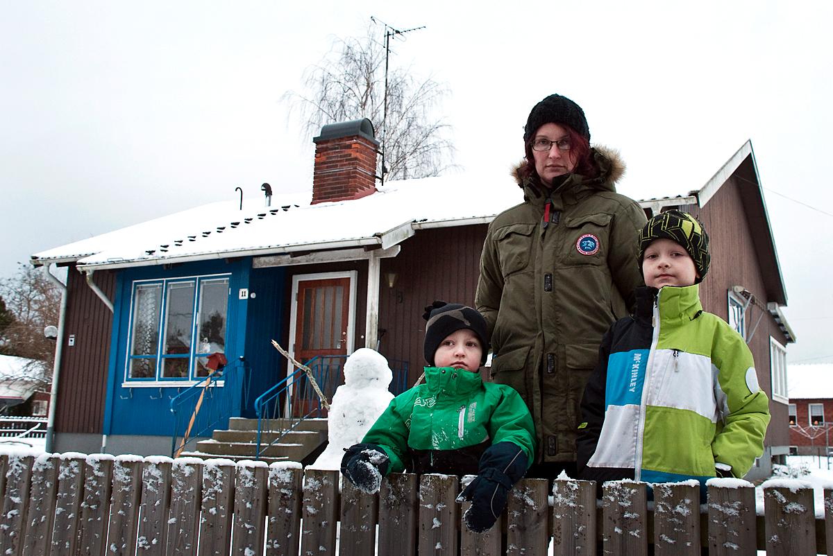 Rebecca Elmqvist med barnen Alvin, 4 år, och Vilmer, 7 år.
