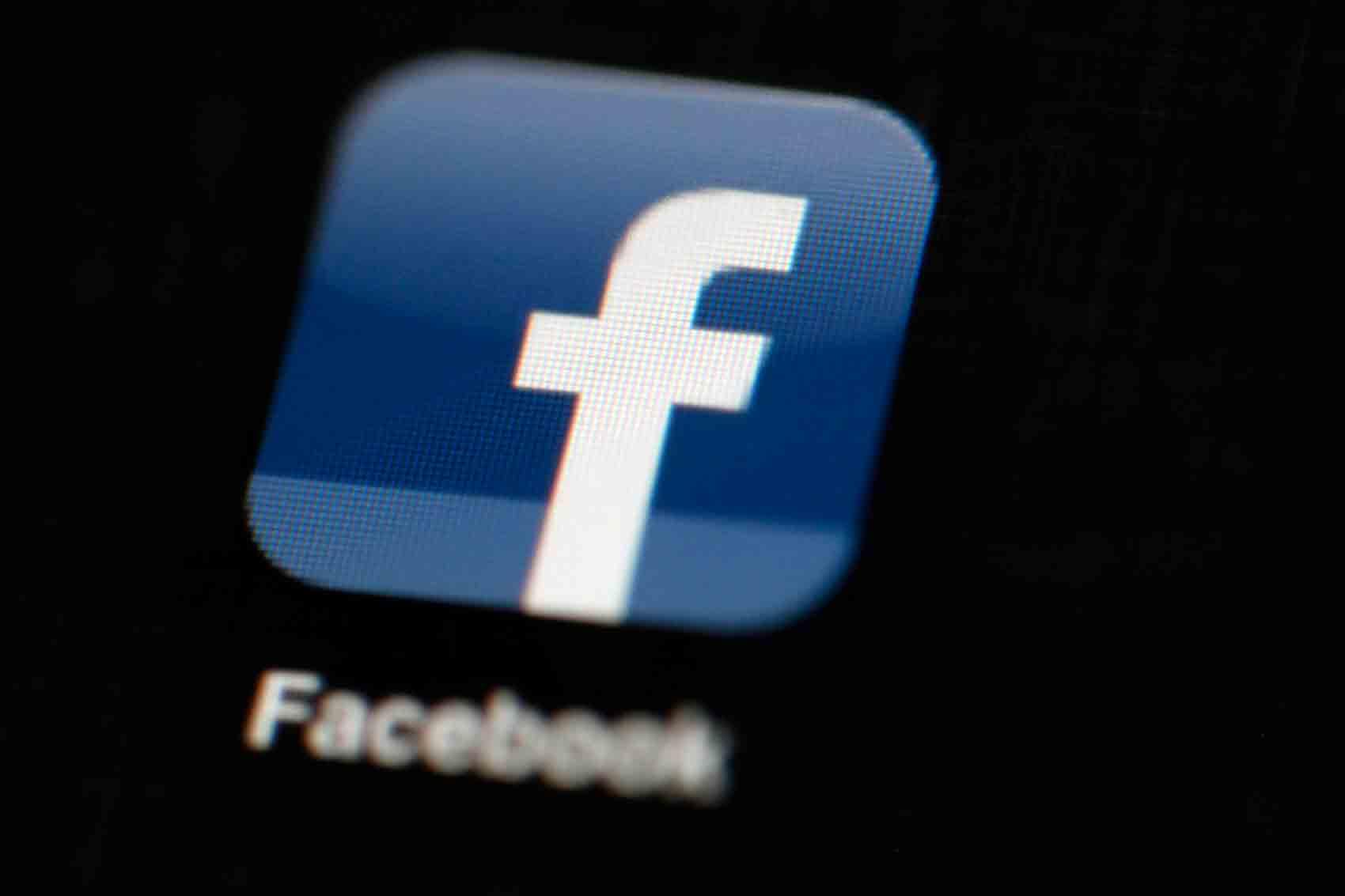 Toppchefer på Facebook kallades till krismöte efter valet i USA.