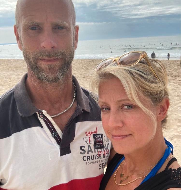 Magnus Brodén, 51, och Camilla Svahn, 47, såg två späckhuggare, men de vet inte om fler var under båten.  