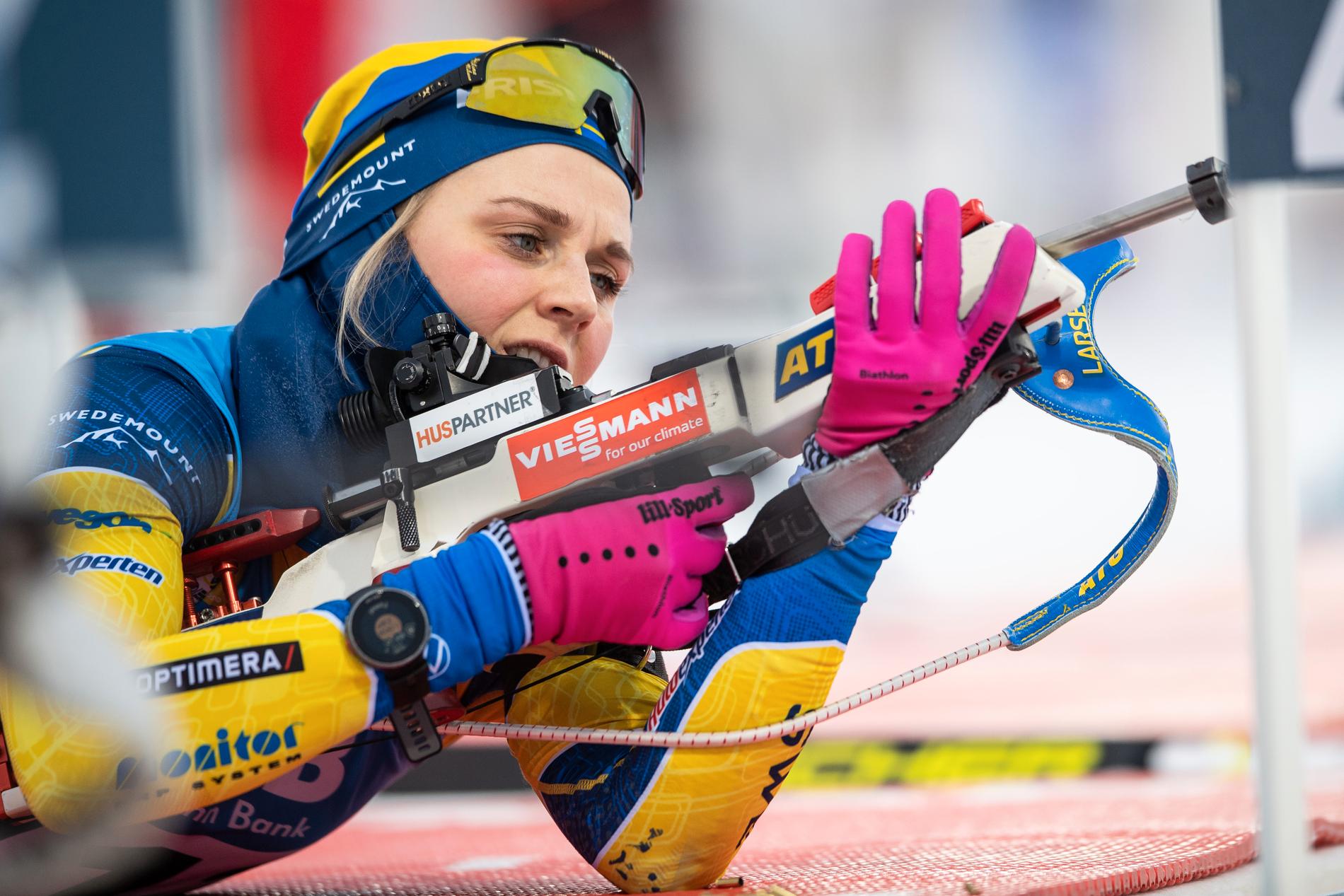 Stina Nilsson gjorde världscupdebut i skidskytte.
