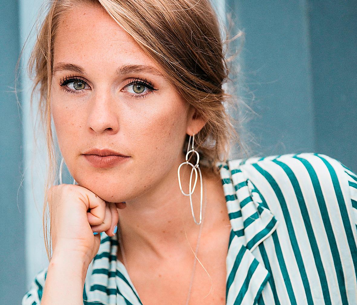 Yrsa Keysendal (född 1992) debuterar som romanförfattare med ­romanen ”Friläge”.