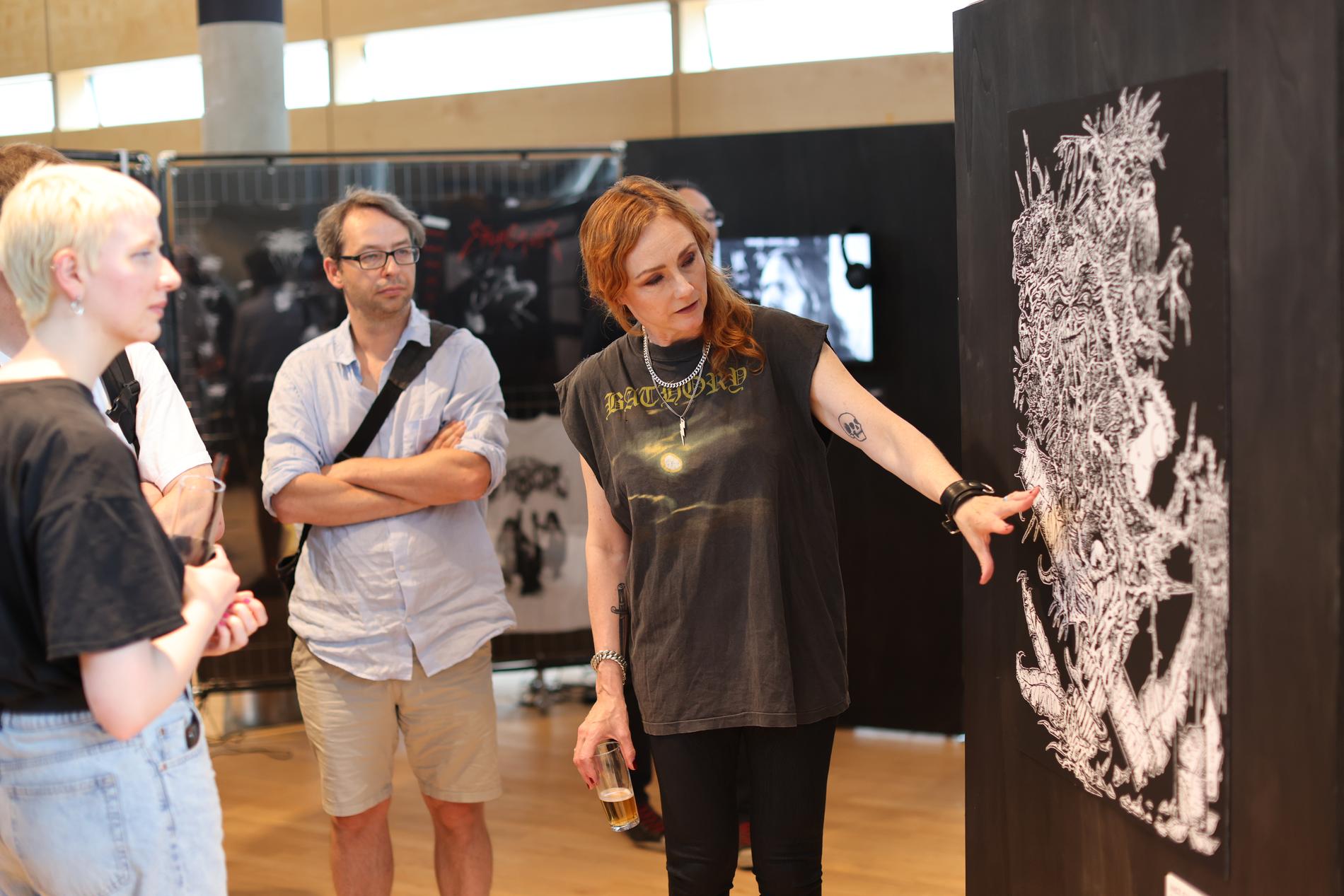 Ika Johannesson är kuratorn bakom ”Der harte Norden”, en utställning om nordisk extrem metal som just nu pågår i Berlin. Utställningen håller öppet fram till 29 september.
