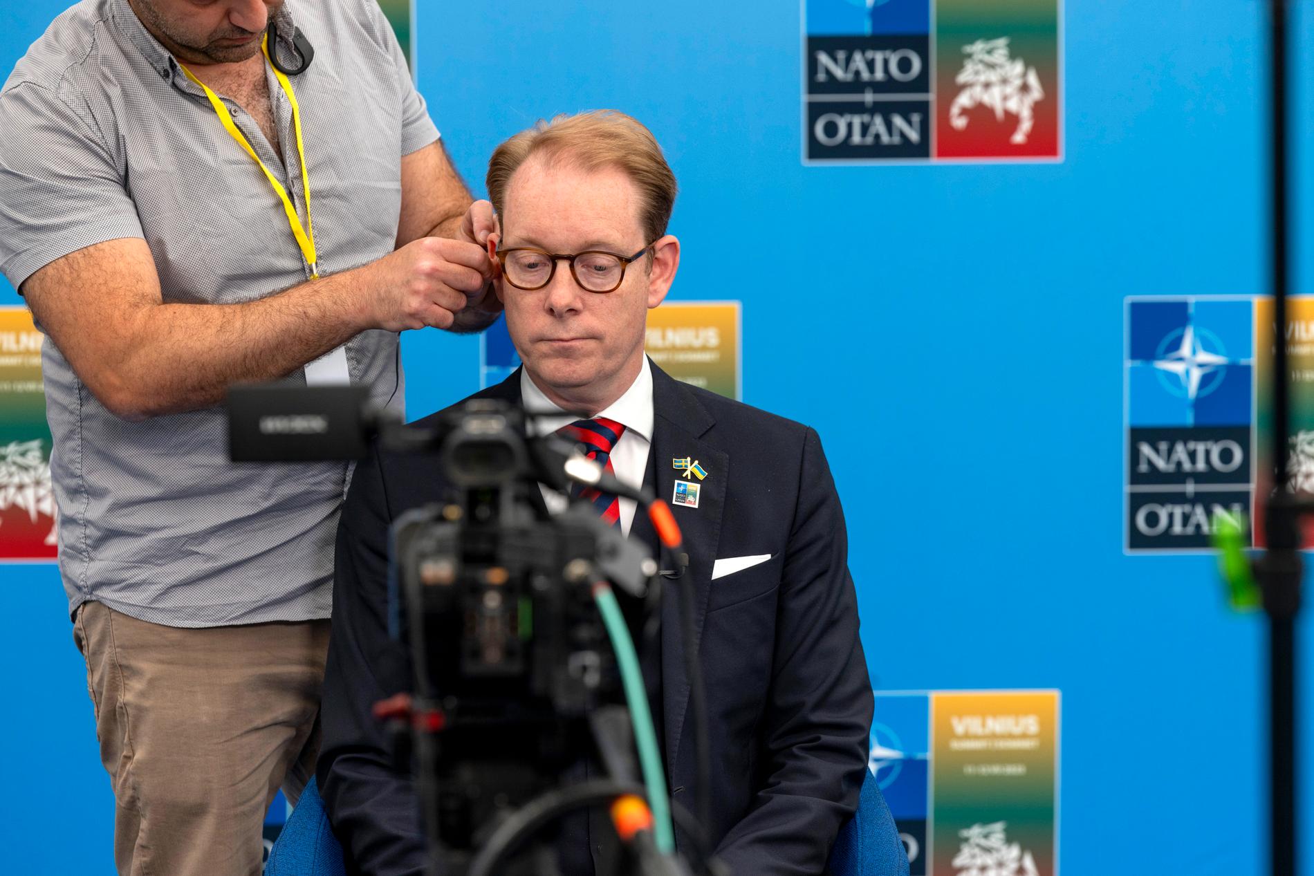 Utrikesminister Tobias Billström på Nato-toppmötet i Vilnius den 12 juli.