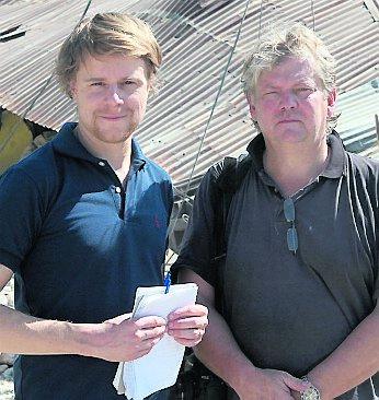 Aftonbladets utsända Staffan Lindberg (text) och Urban Andersson (foto).