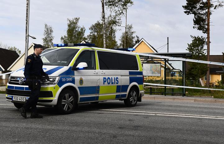 Polisen i nordvästra Stockholm.