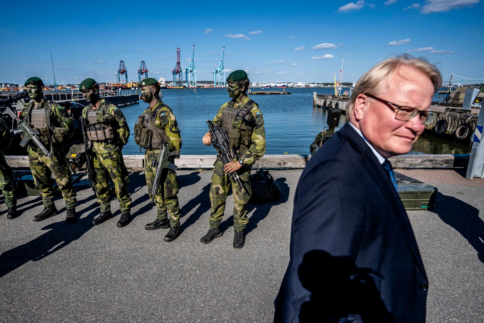 Hamnen i Göteborg ses som avgörande när det gäller att ta emot hjälp från vänligt sinnade nationer i händelse av kris eller krig.