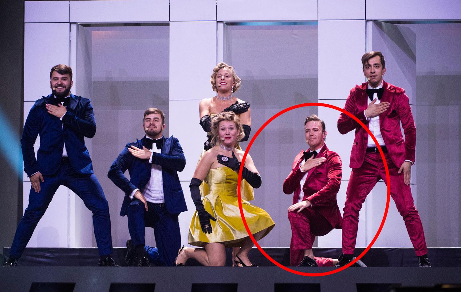 Erik Høiby stod på scen i Moldaviens Eurovisionbidrag 2018.