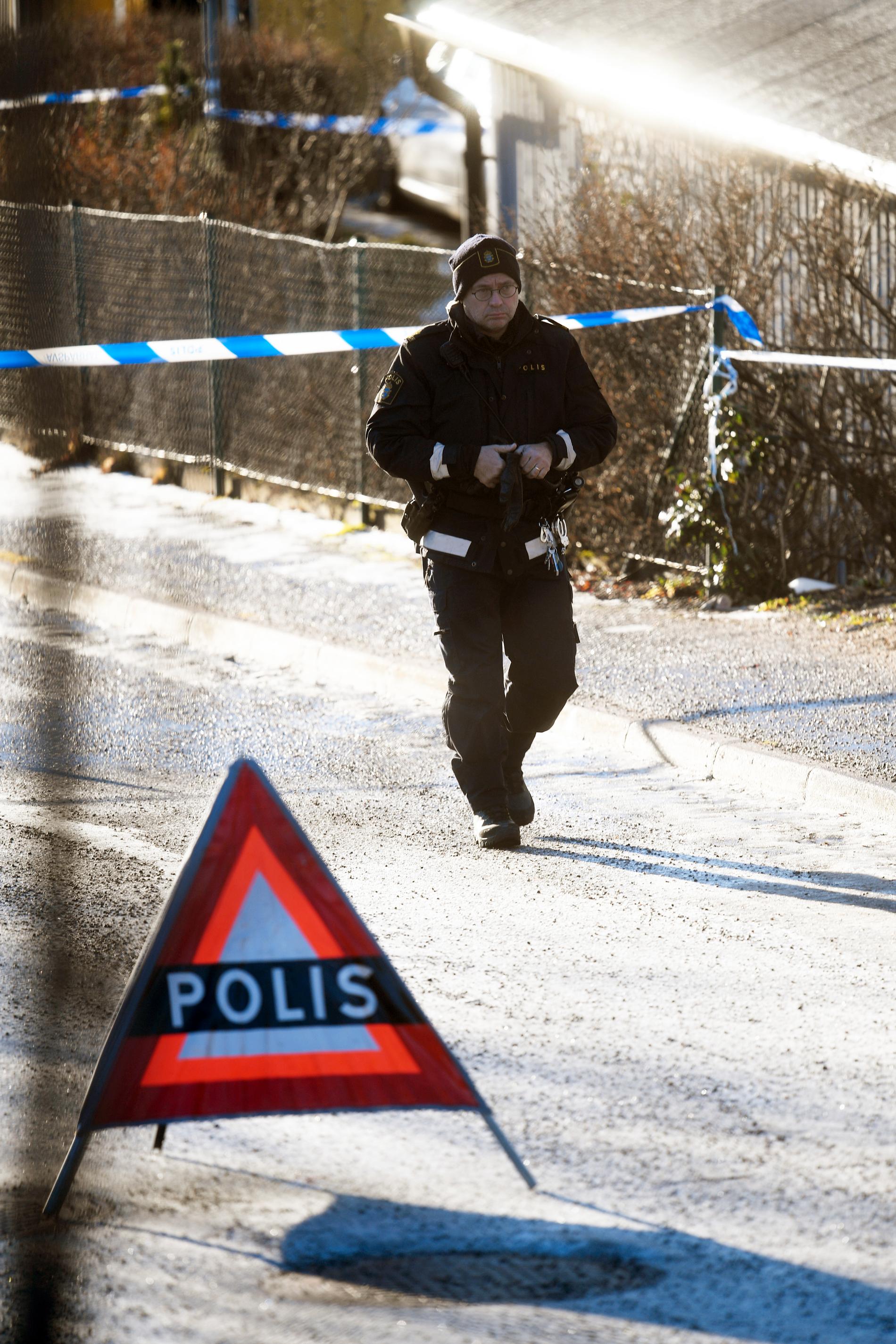 Misstänkt mord i radhusområde i Täby