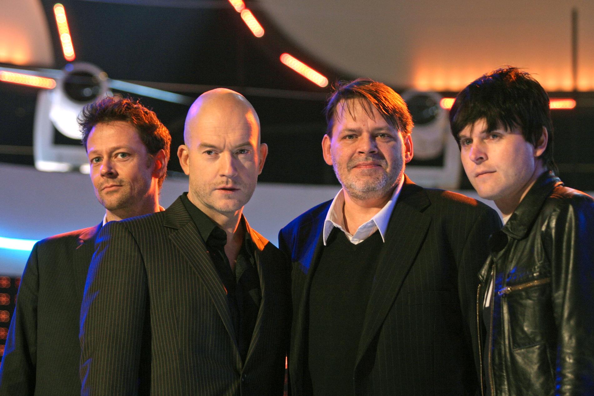 Tom Wolgers (tvåa från höger) var en del av bandet Lustans Lakejer, här på en arkivbild från Melodifestivalen 2007. Gruppens frontfigur Johan Kinde tvåa från vänster.