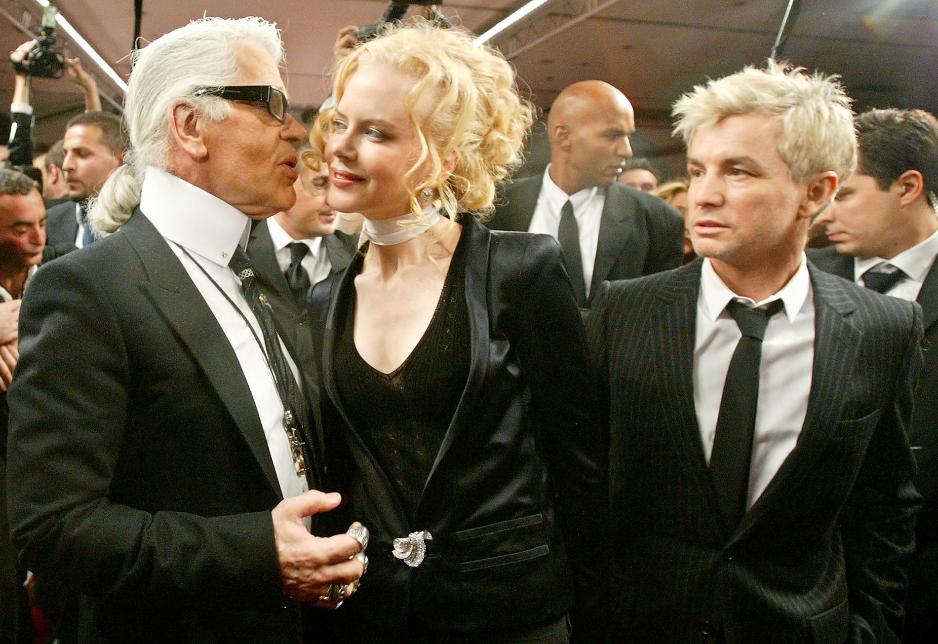Karl Lagerfeld med skådespelaren Nicole Kidman och filmregissören Baz Luhrman 2005.
