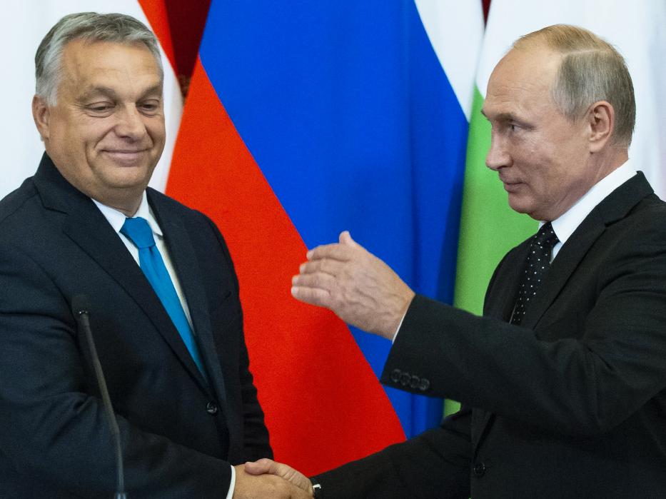 Natovarningen från Ungern: ”Vill göra Putin nöjd”