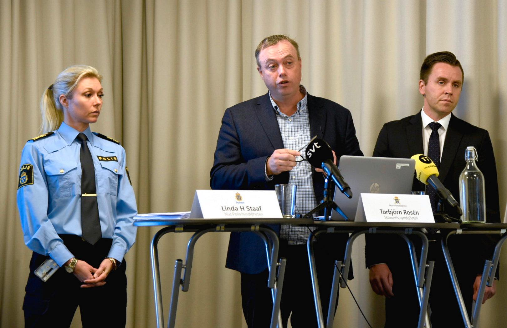 Linda H Staaf, Polismyndigheten, Torbjörn Rosén från Ekobrottsmyndigheten och Per Eleblad från Försäkringskassan presenterar den nya lägesbilden av organiserad brottslighet.