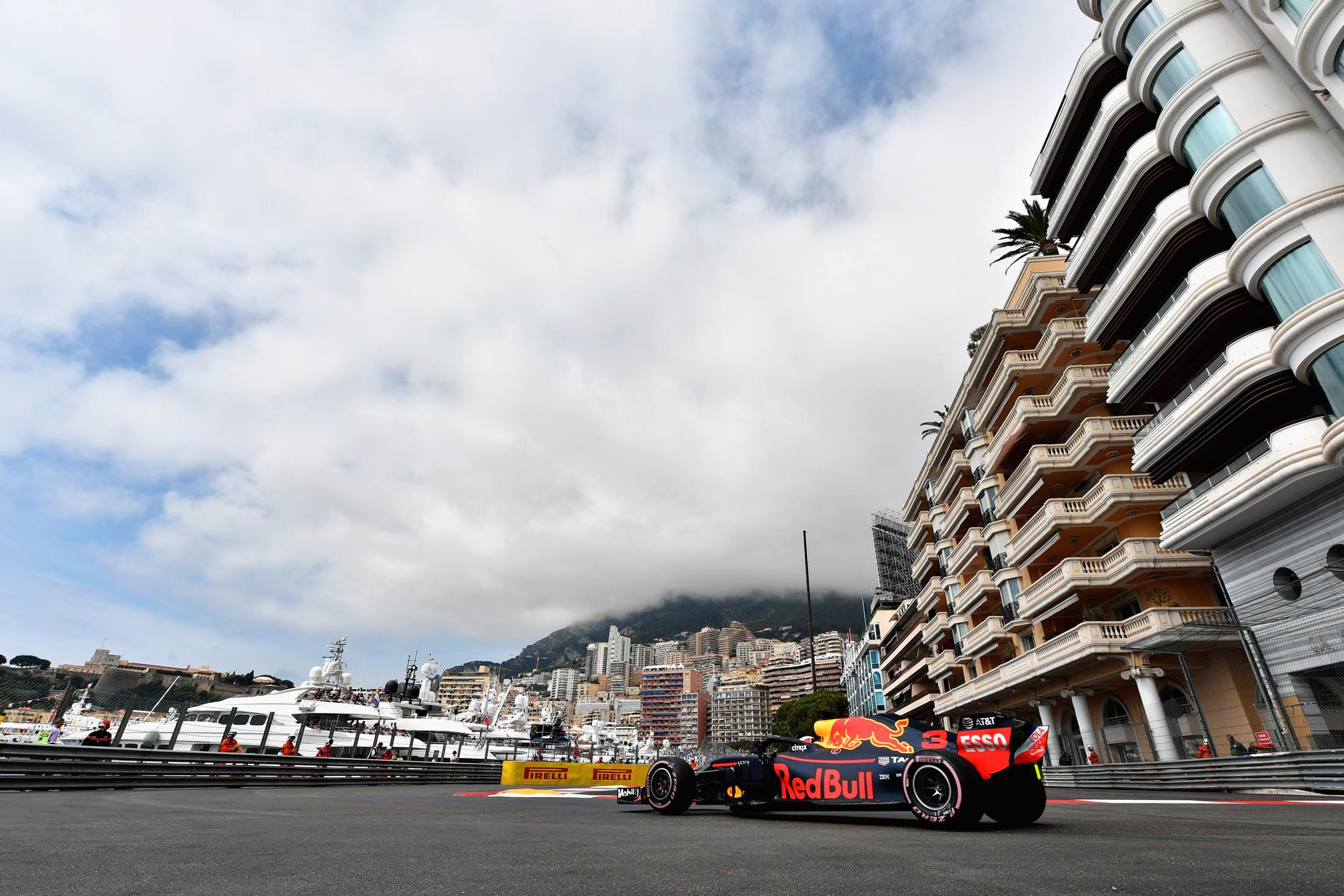 Daniel Ricciardo på Monacos gator. 