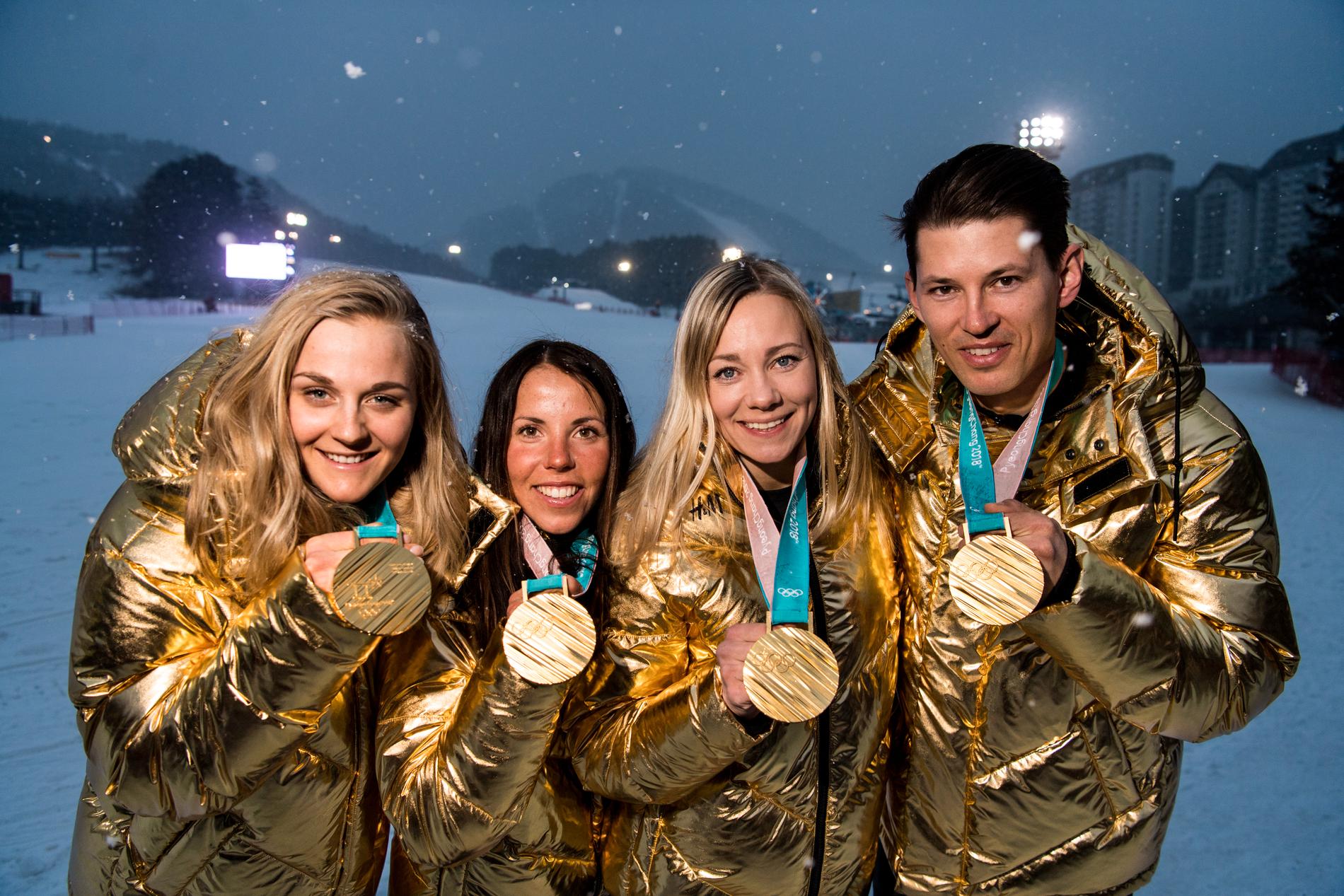 Stina Nilsson, Charlotte Kalla, Frida Hansdotter och André Myhrer med sina OS-guld