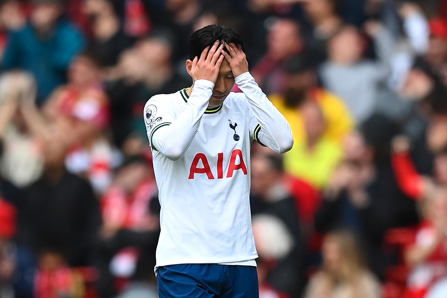 Tottenhams Heung-Min Son deppar i matchen mot Liverpool i Premier League.