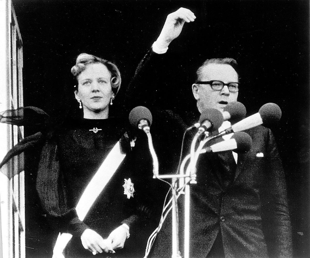 Margrethe kröns till drottning 1972.