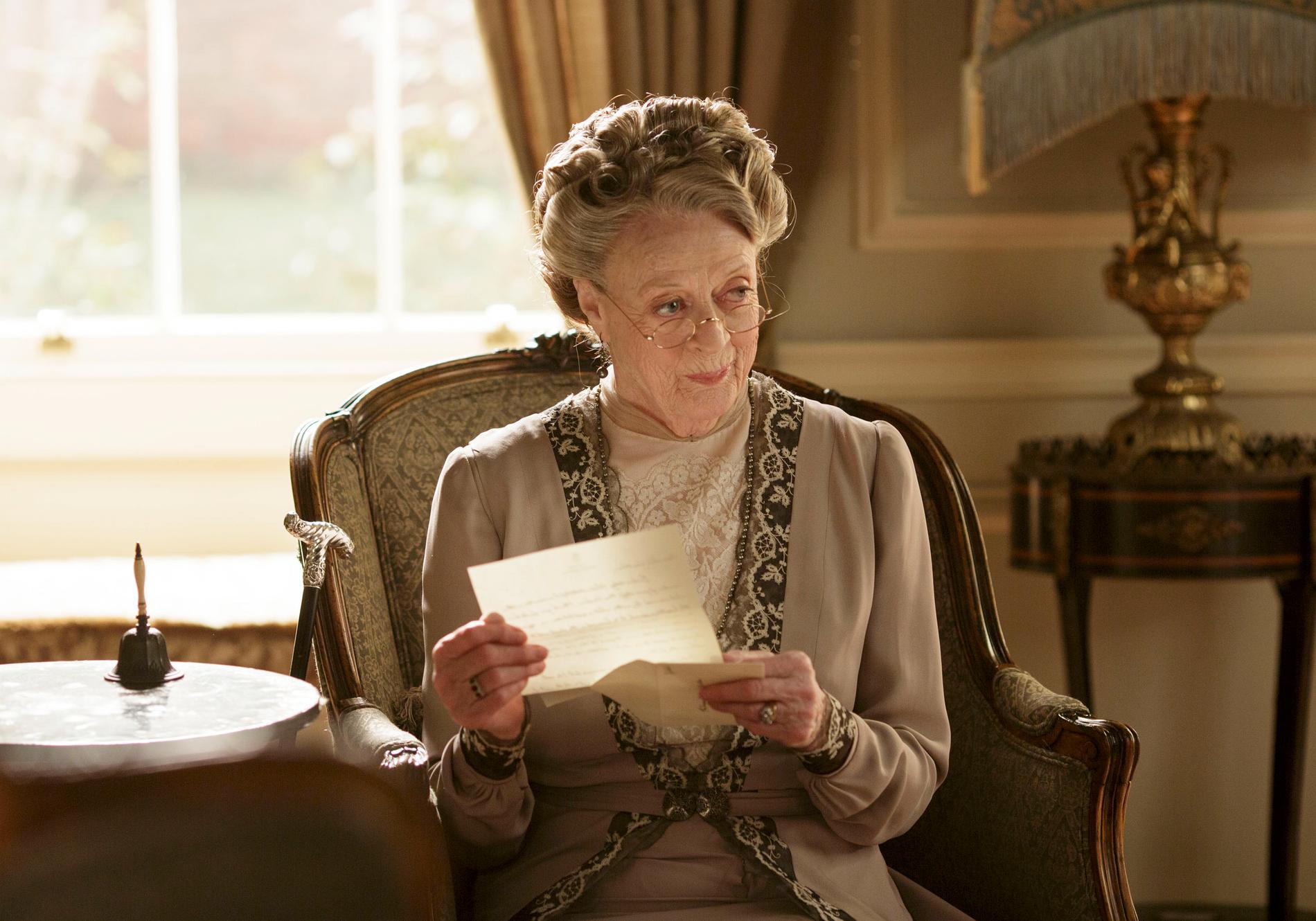 Maggie Smith som Violet, Dowager Countess of Grantham, i tv-succén ”Downton Abbey”