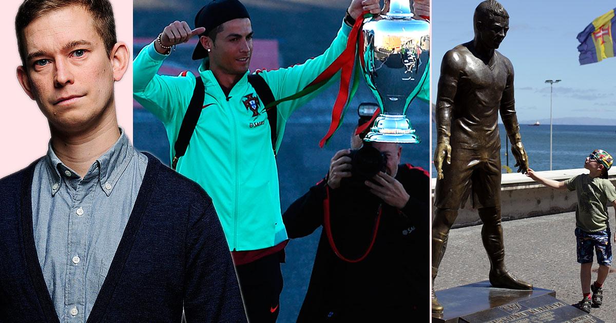 Ronaldo anländer till Madeira med EM-bucklan på flygplatsen som snart bär hans namn. Till höger besöker en liten pojke stjärnans staty i Funchal.