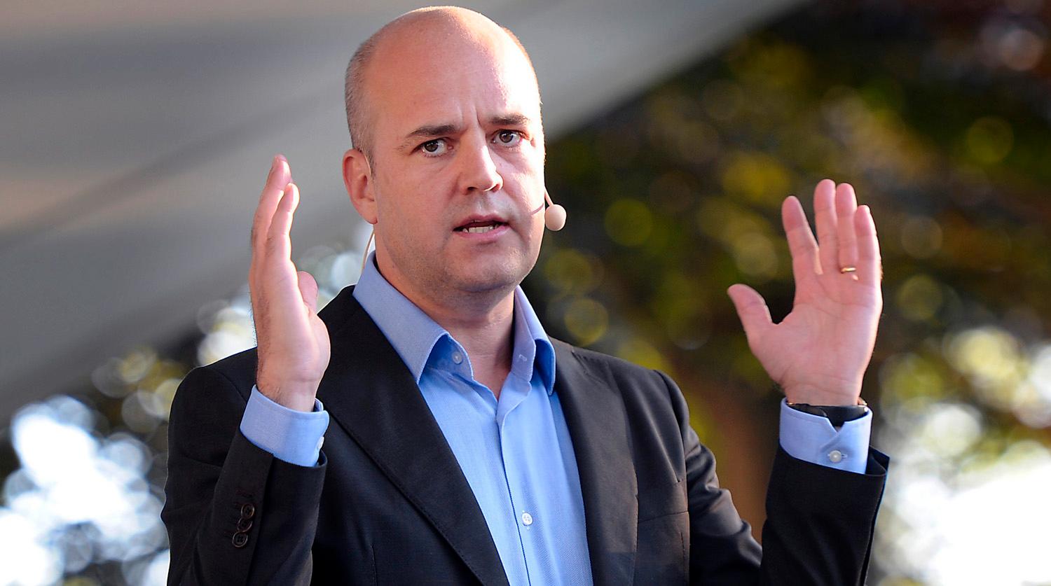 lite Pengar Fredrik Reinfeldt och regeringen satsar ungefär så här mycket  på reformer.