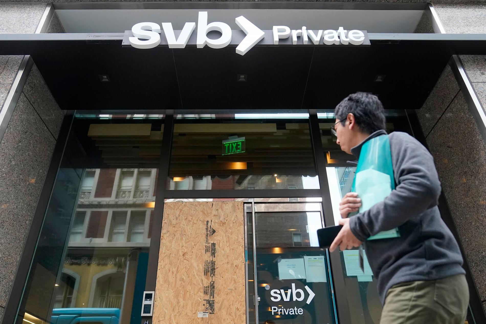 Aktieägarna i SVB blev av med sina insatser när amerikanska bankmyndigheten FDIC tog över krisbanken.