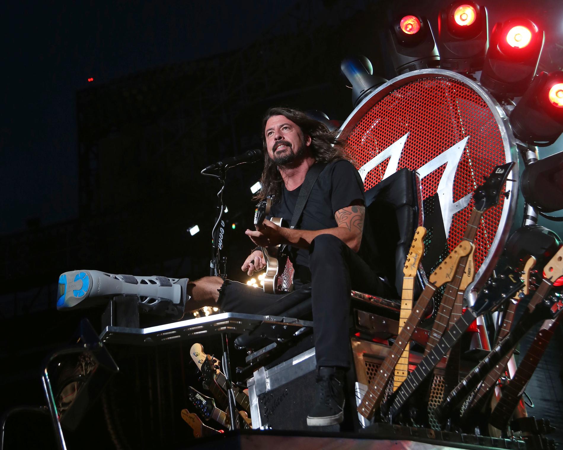 Dave Grohl i Foo Fighters., nominerade i Årets konsert.