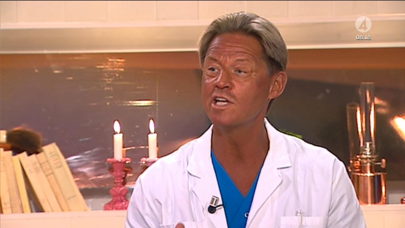 Tv-läkaren Mikael Sandström hade varit på semester och skaffat en bränna. Det uppmärksammades av tittarna...