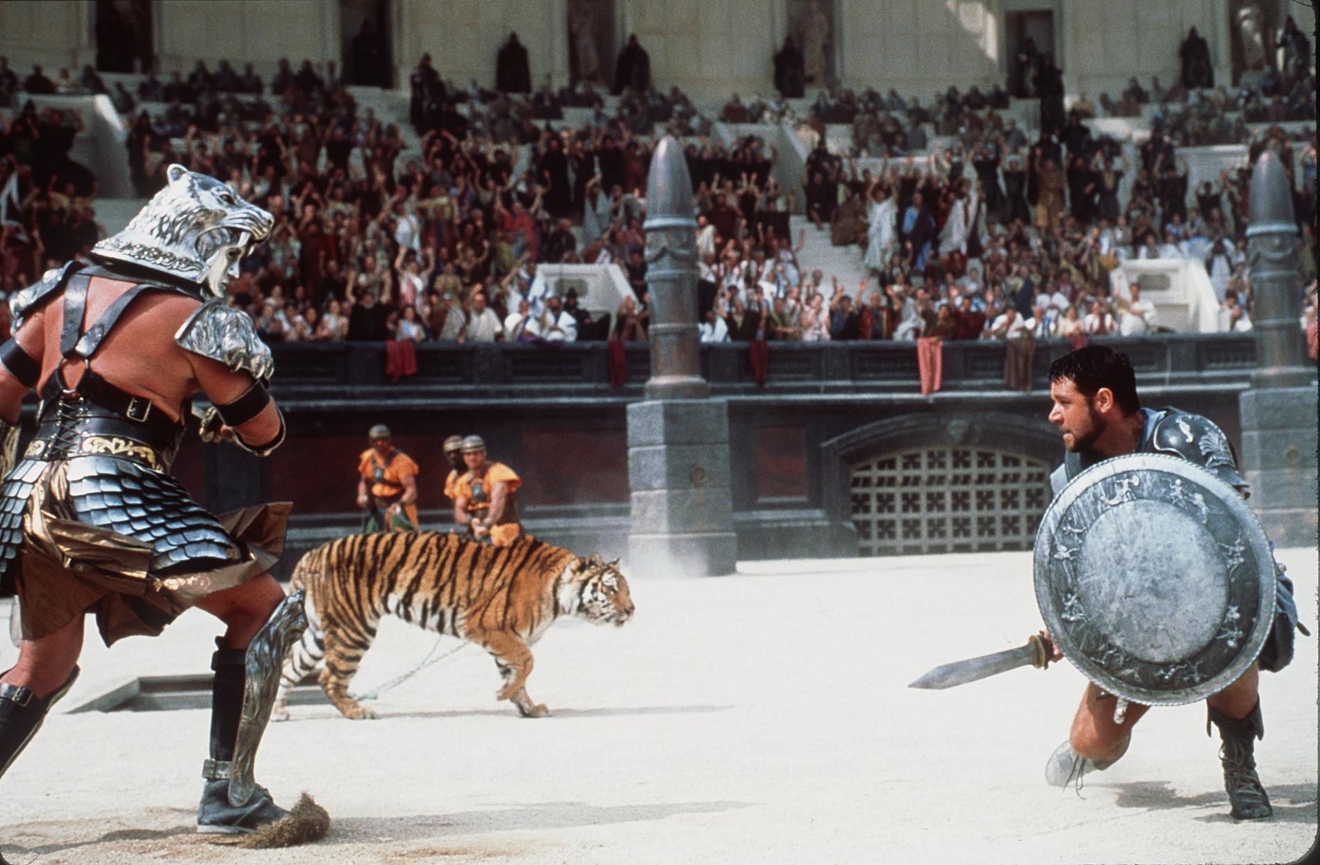 Russel Crowe kämpar för sitt liv i arenan i ”Gladiator”.