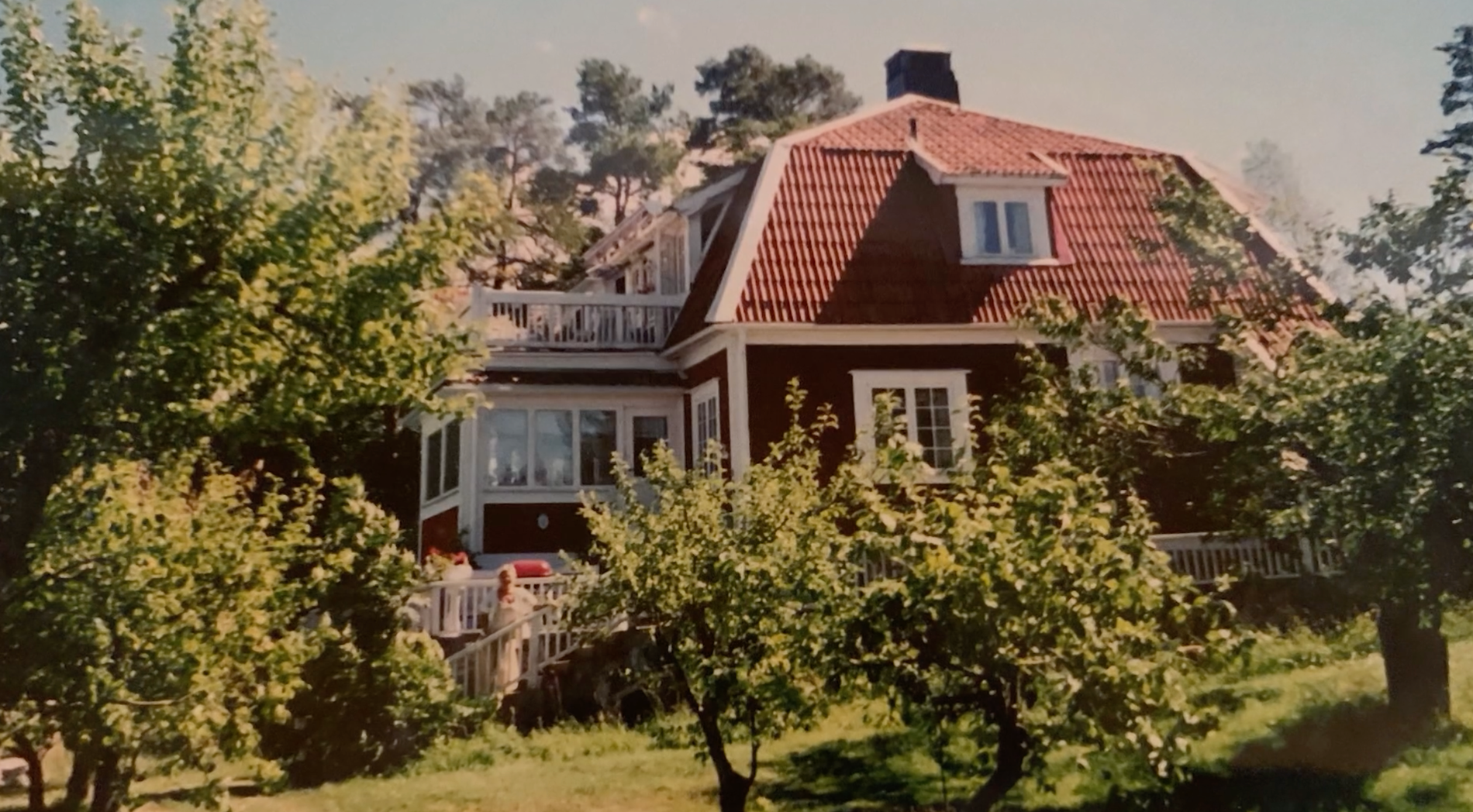 ”Det röda huset” i Stockholms skärgård.