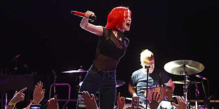 Hayley Williams, sångare i Paramore, rockade Karlskoga 2011 på Putte i Parken-festivalen.