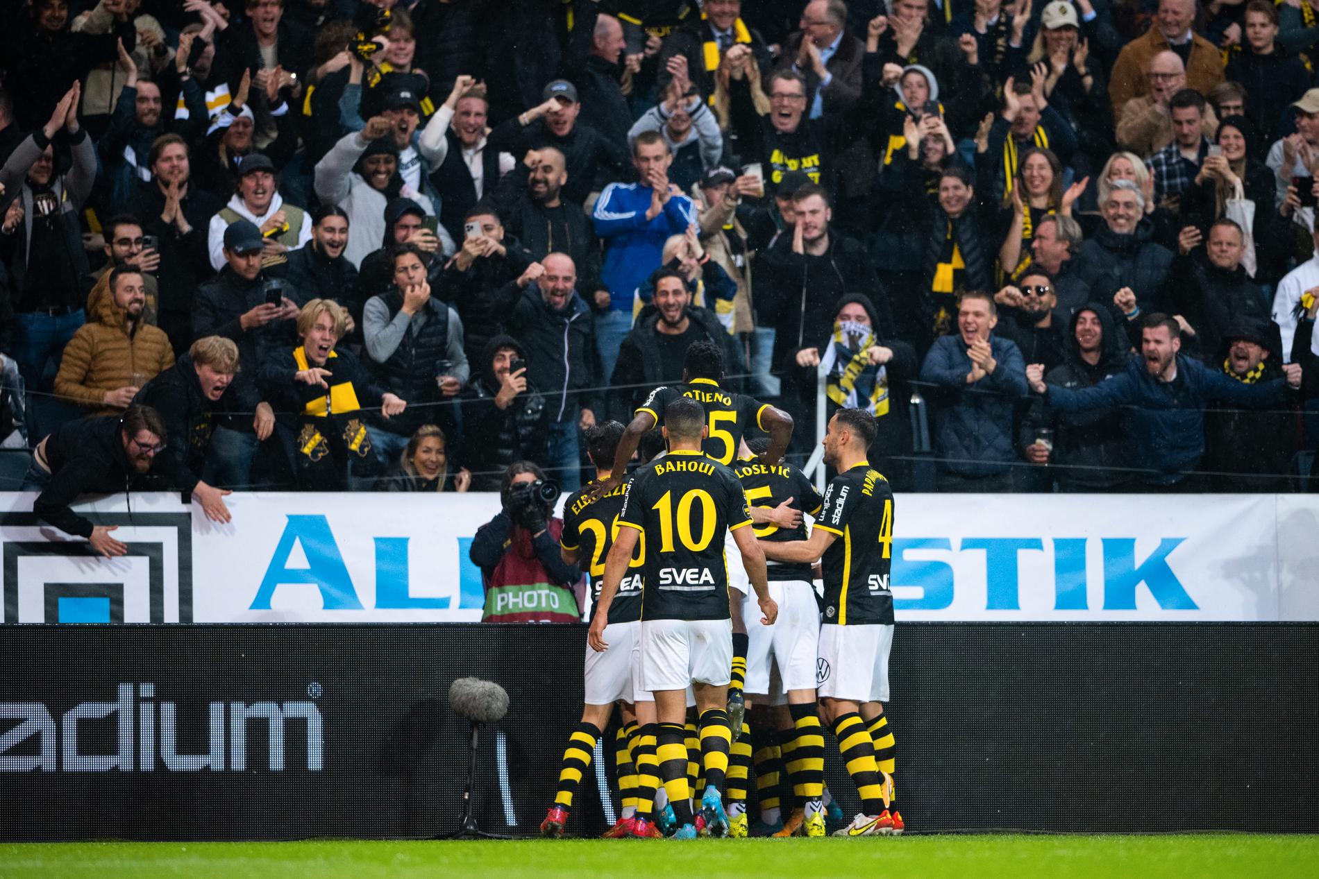 AIK vann med 2–0 mot Malmö FF.