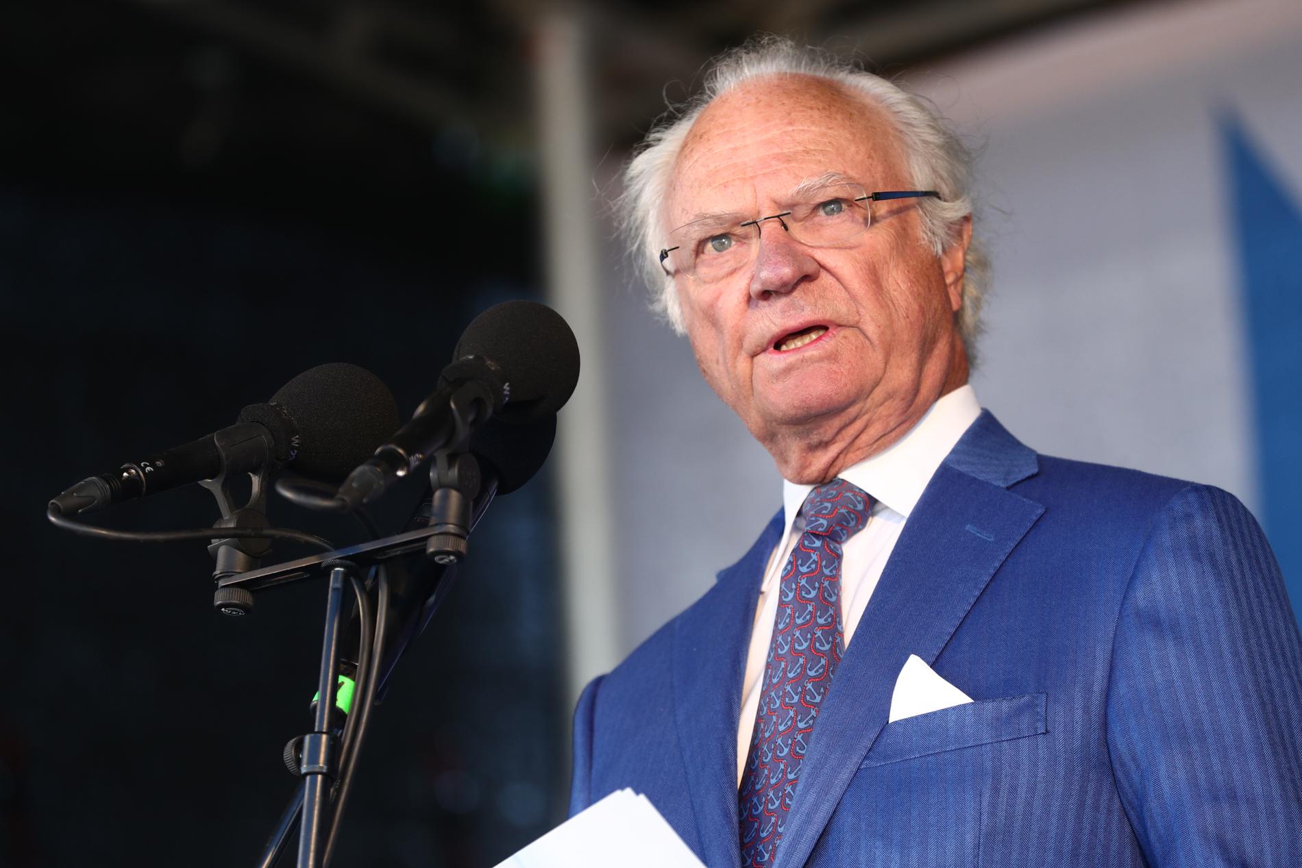 Kung Carl Gustaf borde i egenskap av statschef föreslå statsminister, enligt SD:s Björn Söder.