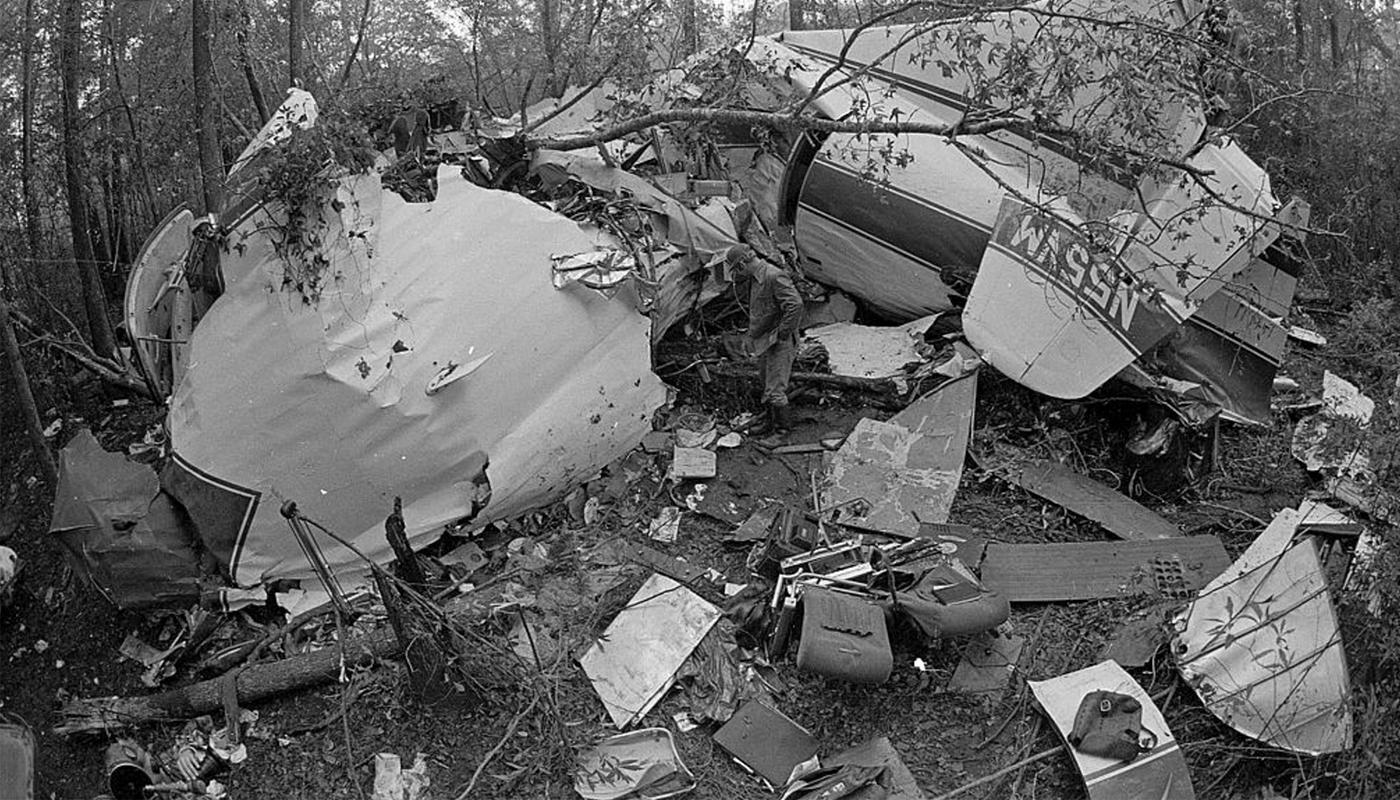 Två av Lynyrd Skynyrds originalmedlemmar dog i en flygplanskrasch 1977. Nu blir händelsen film.