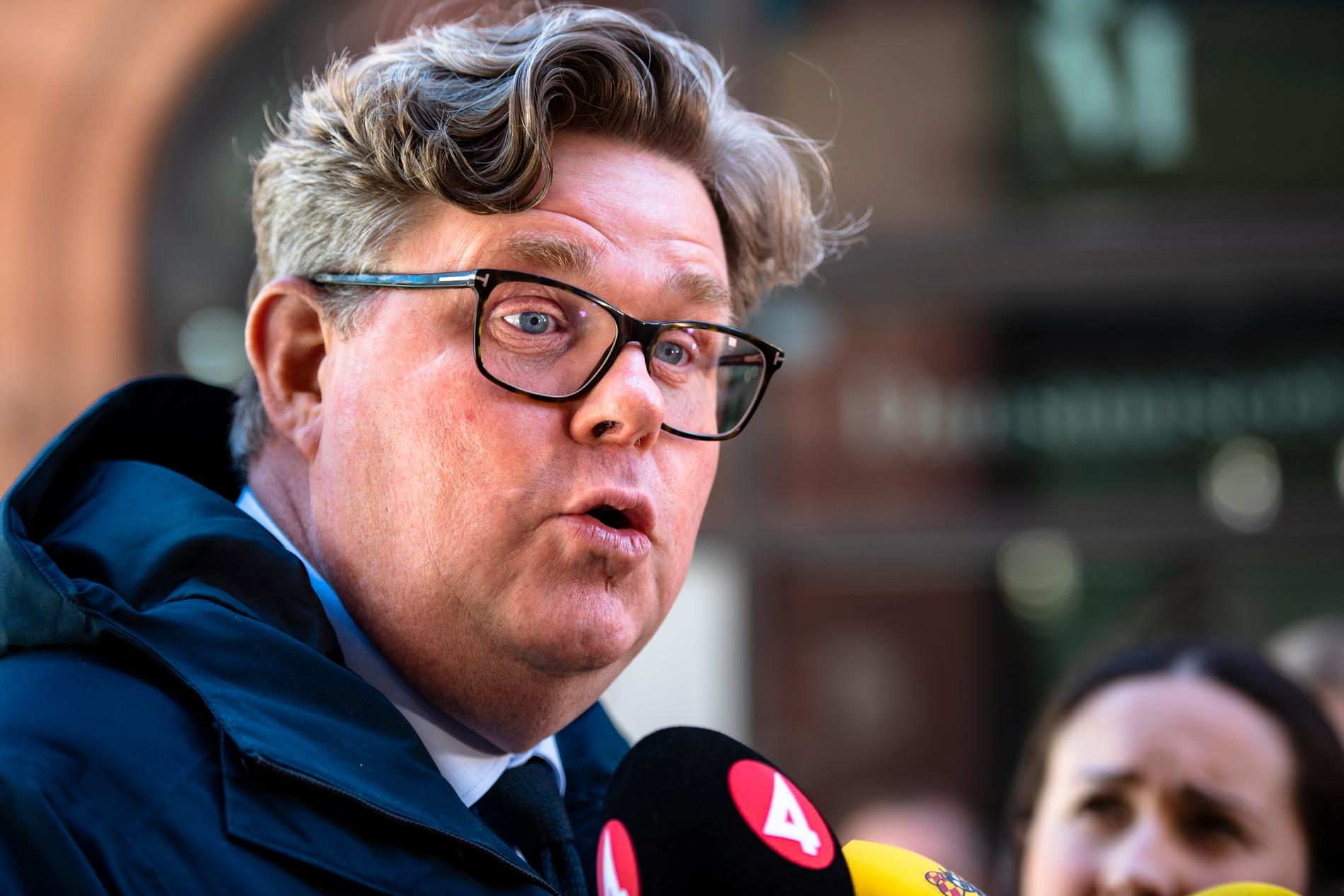 Justitieminister Gunnar Strömmer (M) jobbar på en angiverilag som kan tvinga lärare att anmäla papperslösa elever.