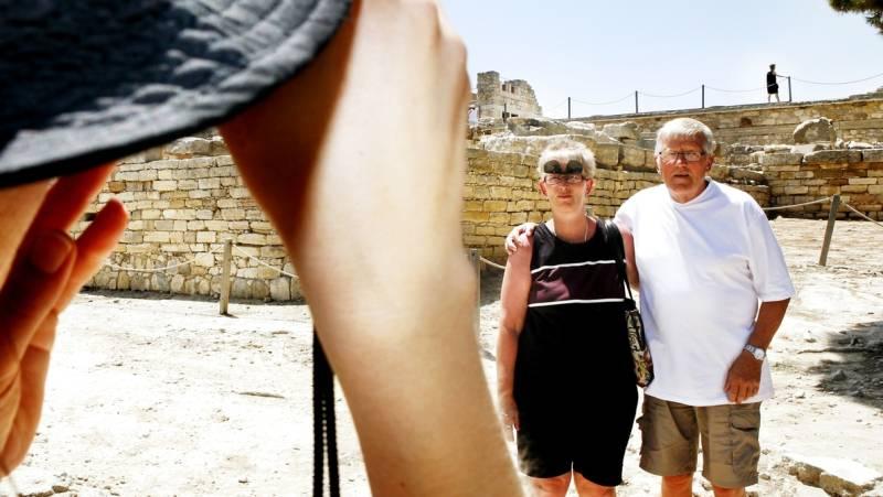 Anita Rystam och Jan Magnusson hade stenkul vid Knossos men tyckte moussakan smakade grus och aska.