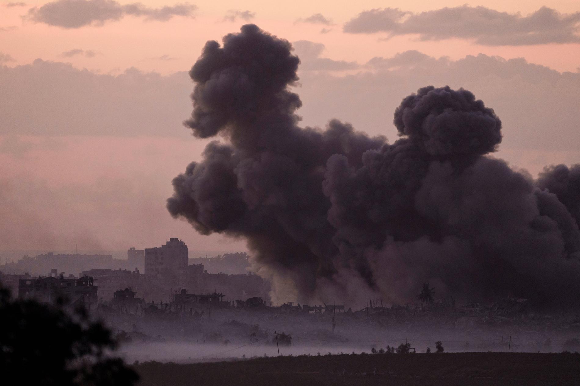 Rök över Gaza.