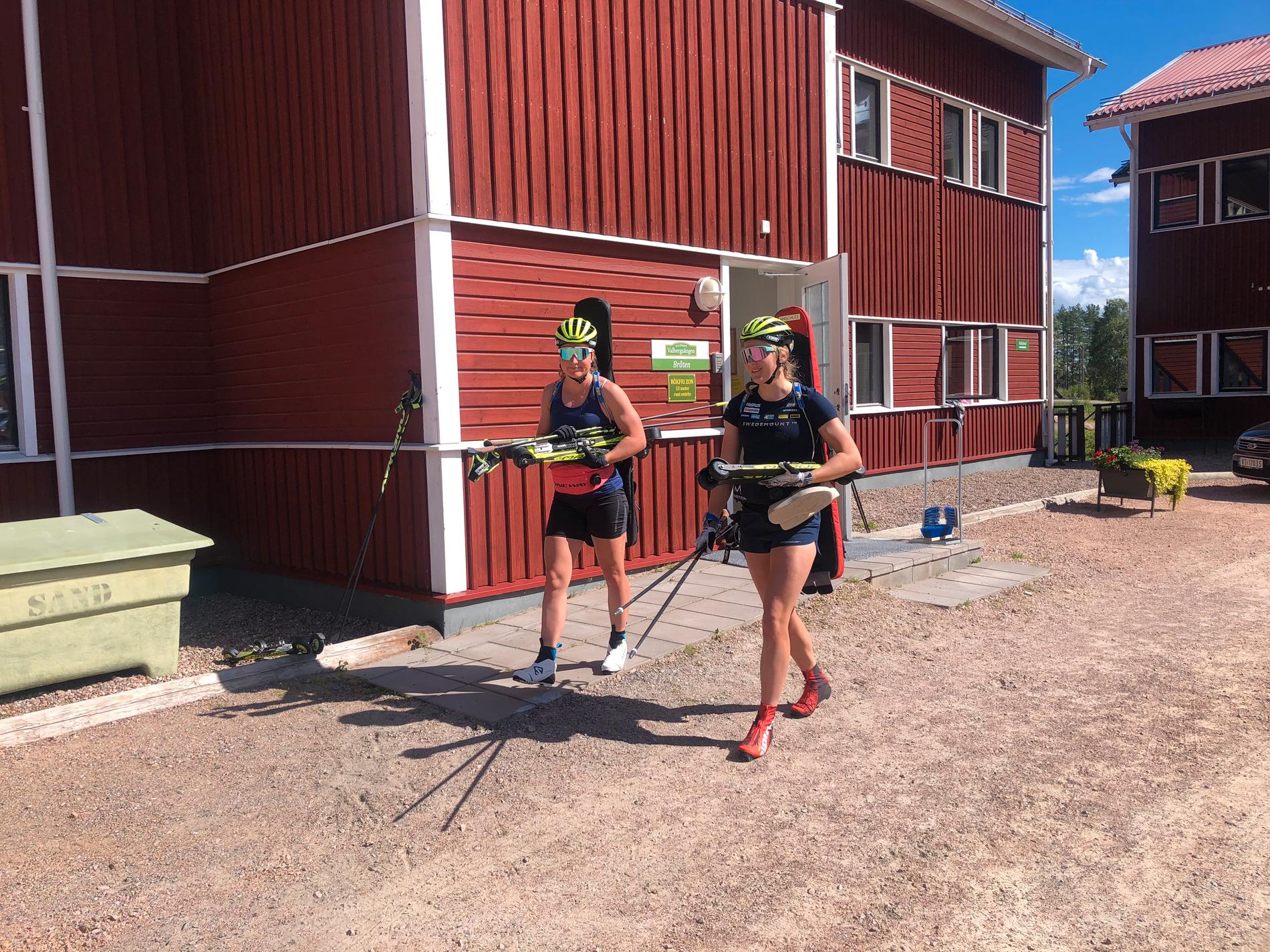 Skidskytten Stina Nilsson på plats i Torsby, samtidigt som skidlandslaget tränar.