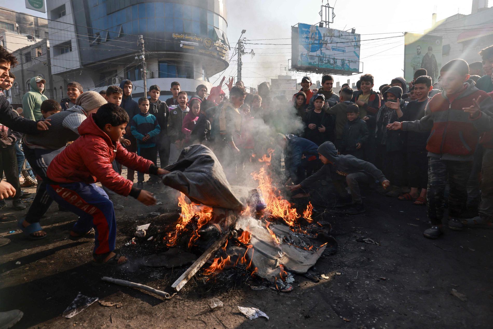 Under onsdagen pågick protester i Gaza mot höga matpriser och brist på nödhjälp.