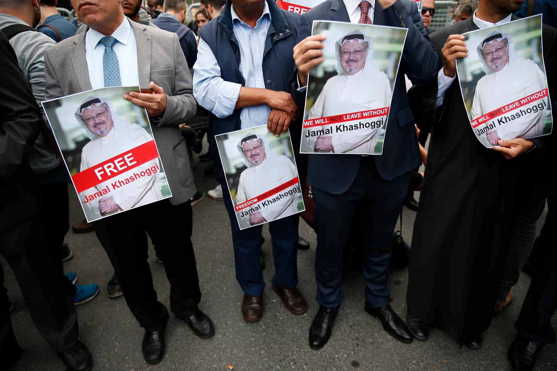 Demonstranter i Istanbul kräver att dissidenten Jamal Khashoggi friges.
