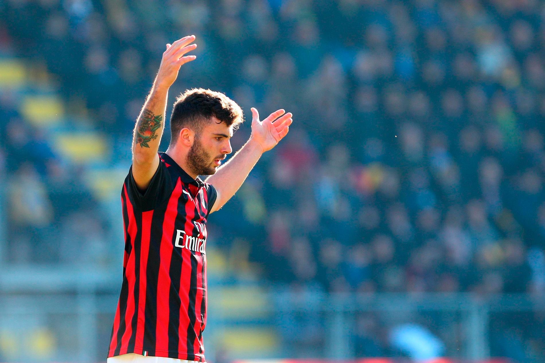 Milans Patrick Cutrone gör en uppgiven gest under 0–0-matchen borta mot Frosinone.