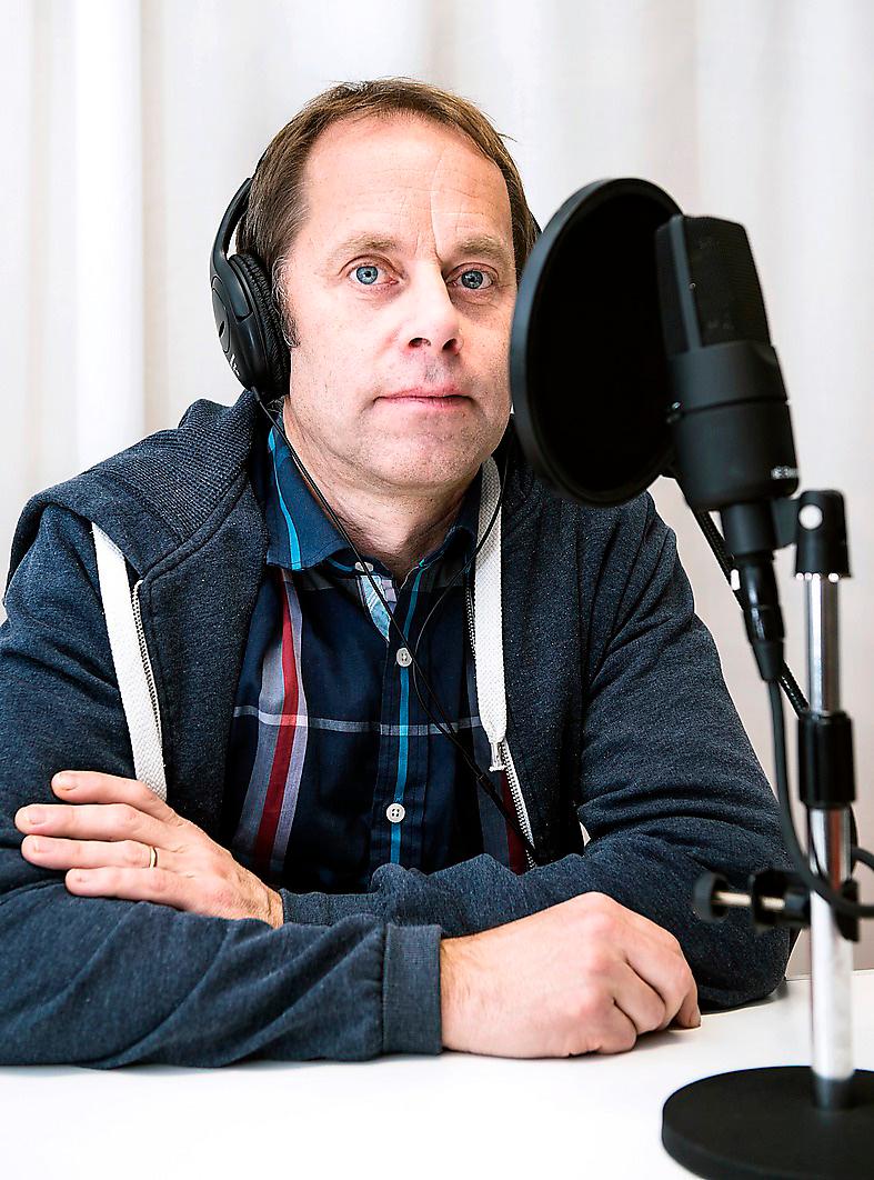 Petter Lindgren i studion.