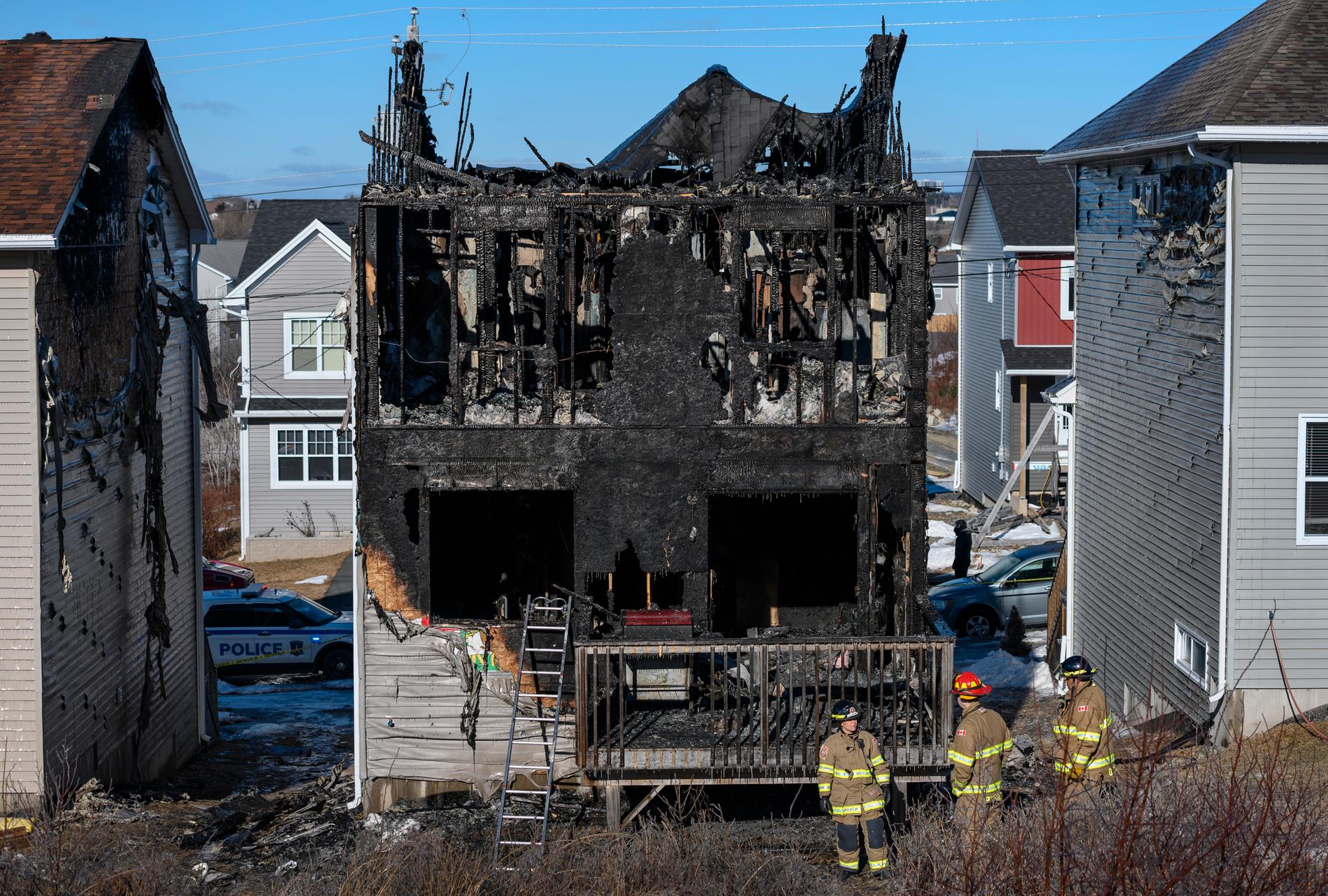 Övervåningen av huset i Halifax totalförstördes av branden medan nedervåningen härjades svårt av branden. Arkivbild.