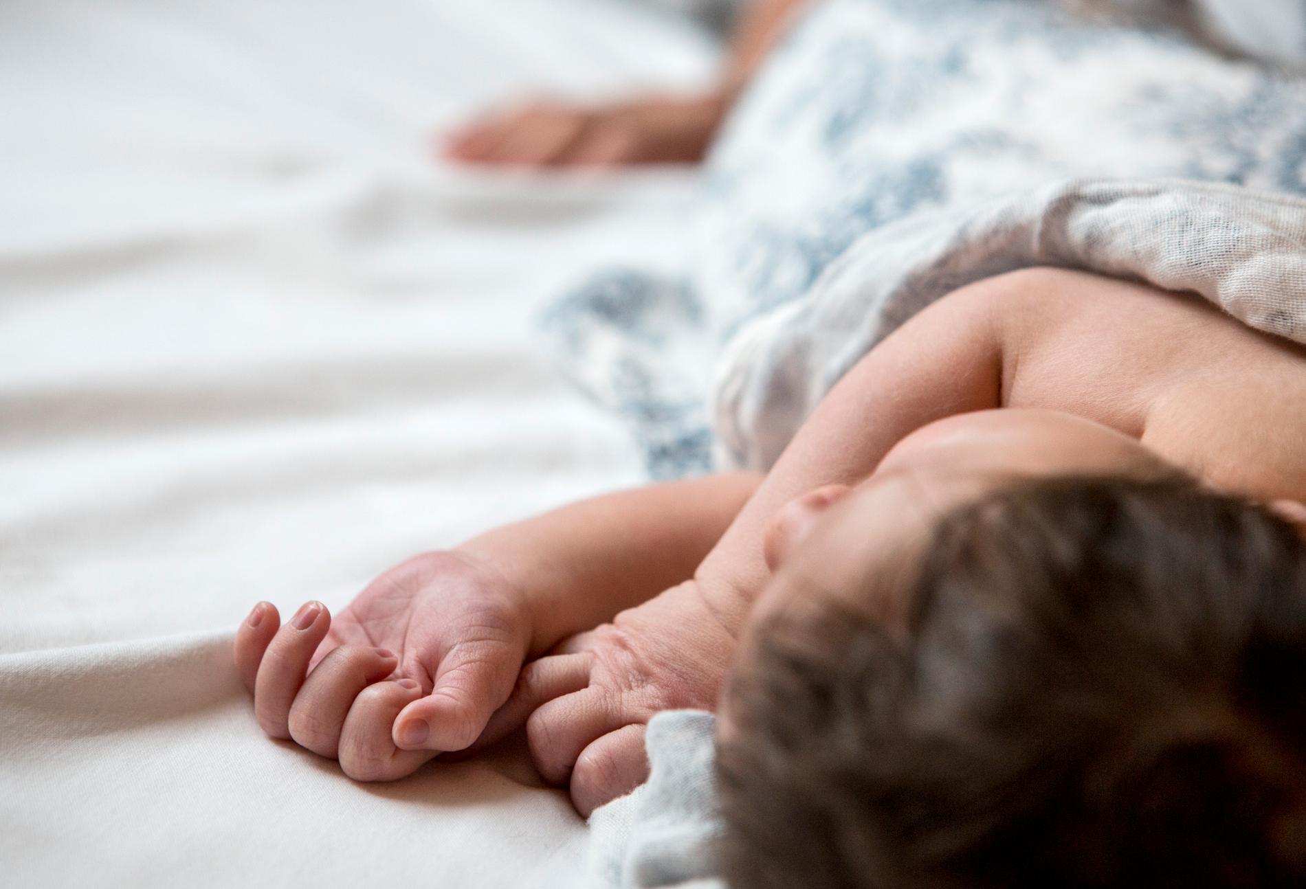 Den danska studien visar att barns hemmiljö när de är nyfödda kan påverka om de får astma. 