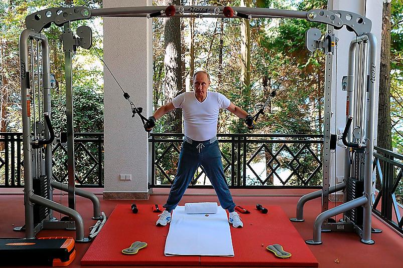 Vladimir Putin visar gärna upp sina träningsrutiner för omvärlden.