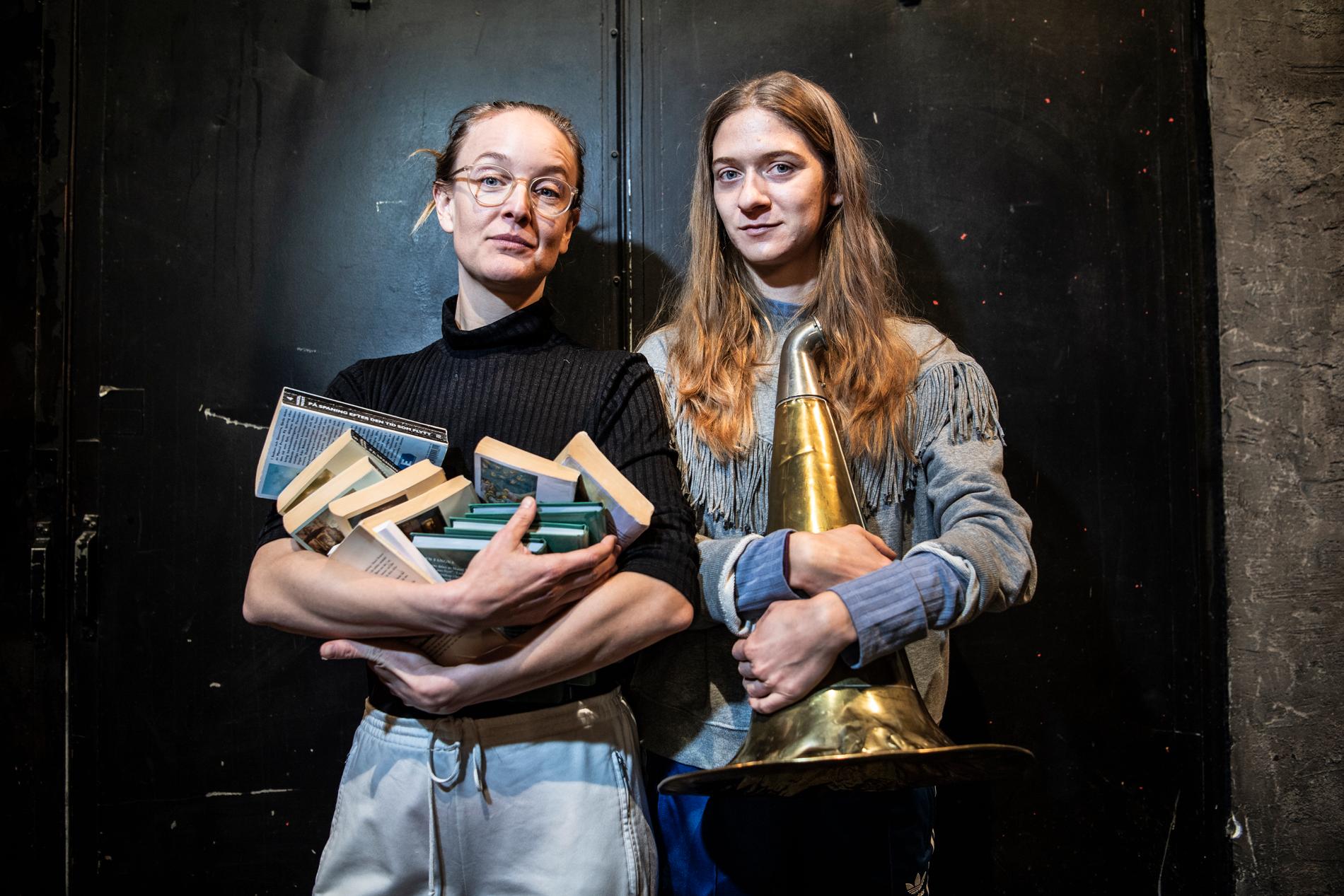 Maja Salomonsson och Nina Jeppsson återvänder till Orionteatern med "På spaning efter den tid som flytt". Arkivbild.