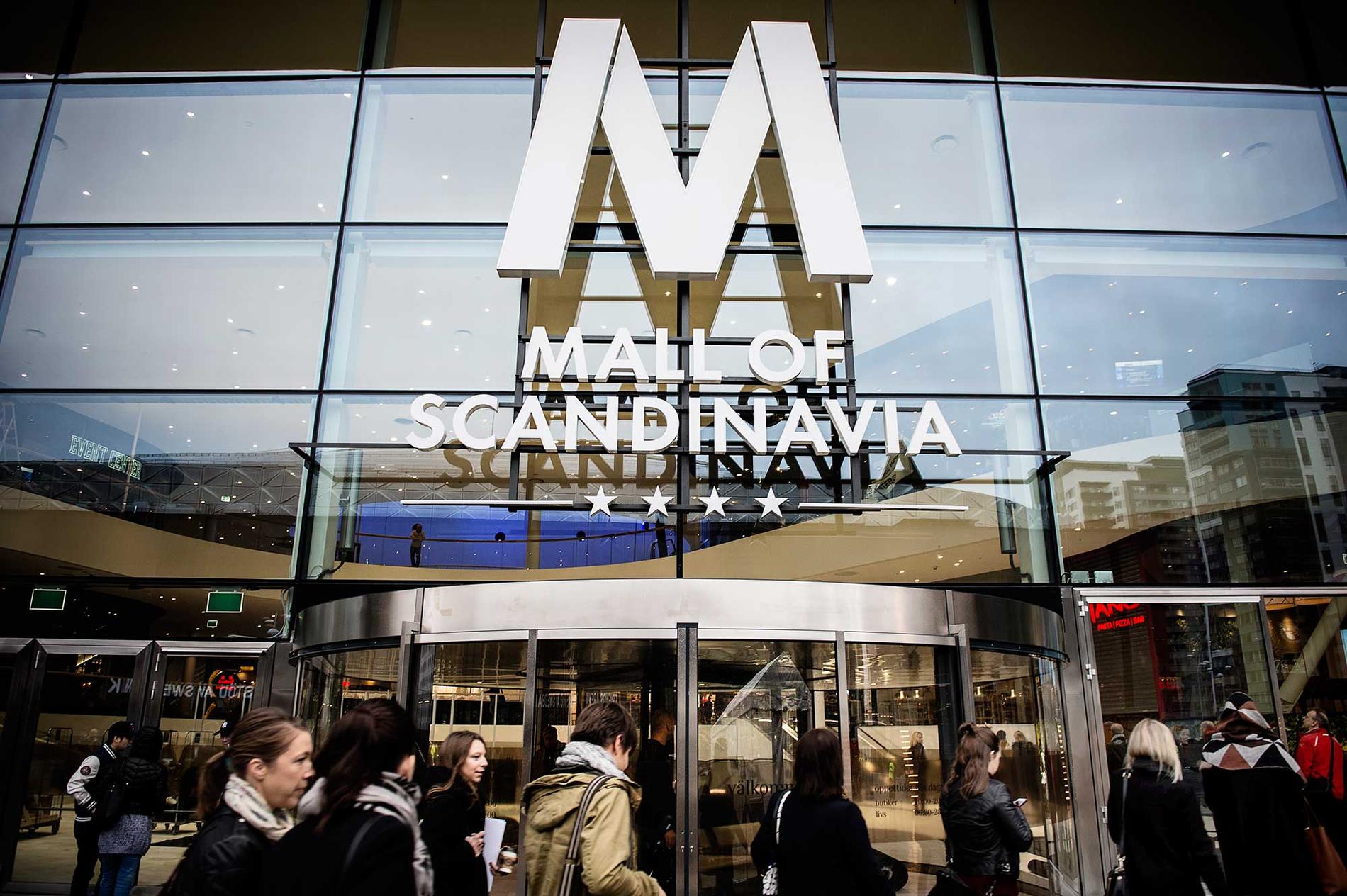 Mall of Scandinavia, belägen intill Friends Arena i Solna, invigdes i november 2015.