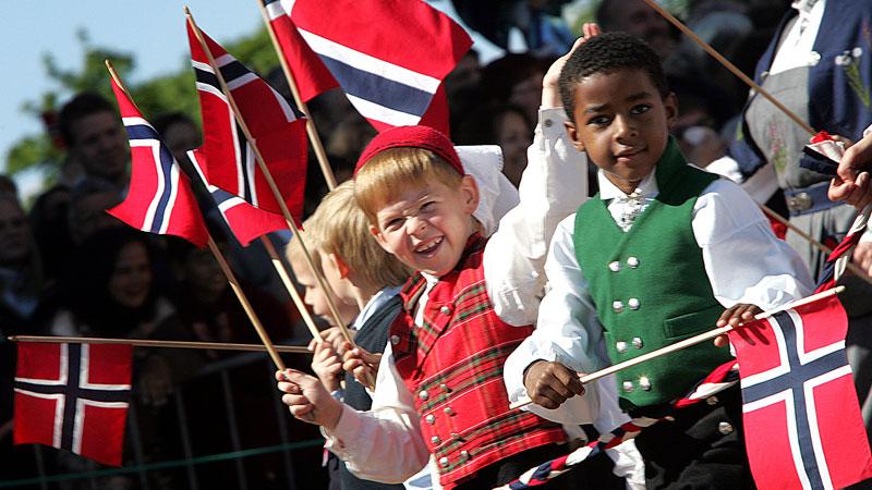 Hela Norge går man ur huse – oavsett ålder – på nationaldagen 17 maj.